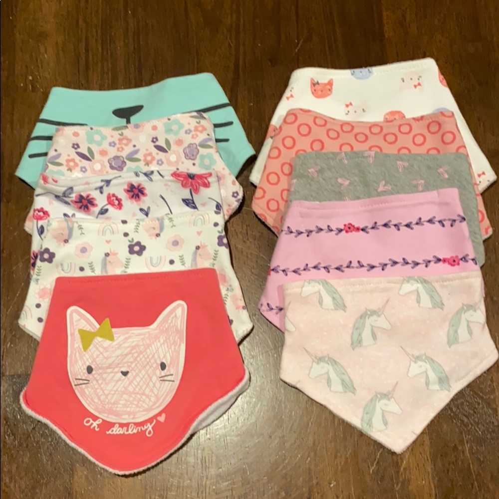 Baby bandanna bibs